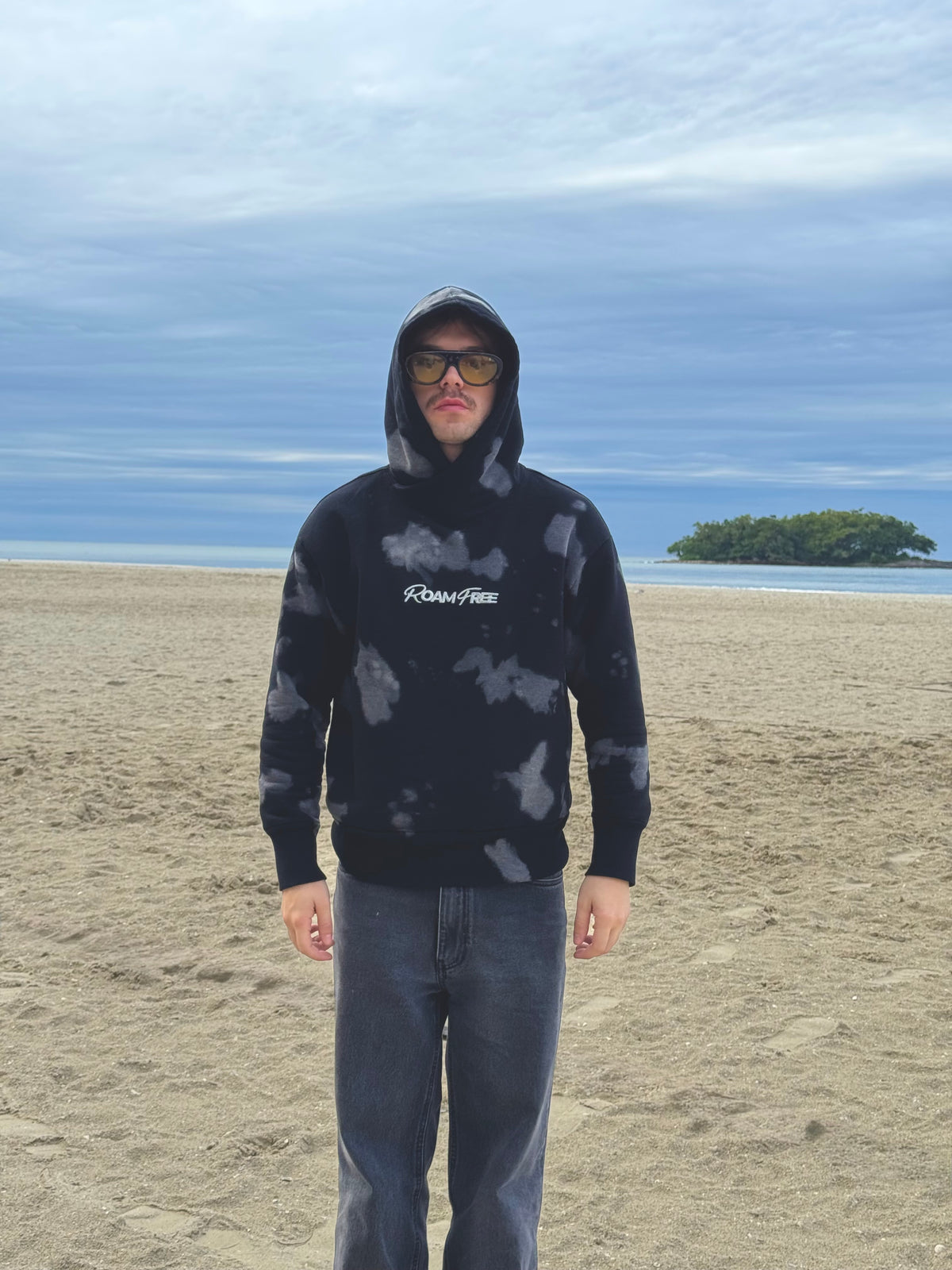 Moletom Tie Dye Preto 100% Algodão Roam Free | IAGO BRAND