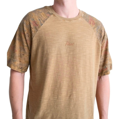 Camiseta Flamê Camuflada Hype Raw Relevo Peito