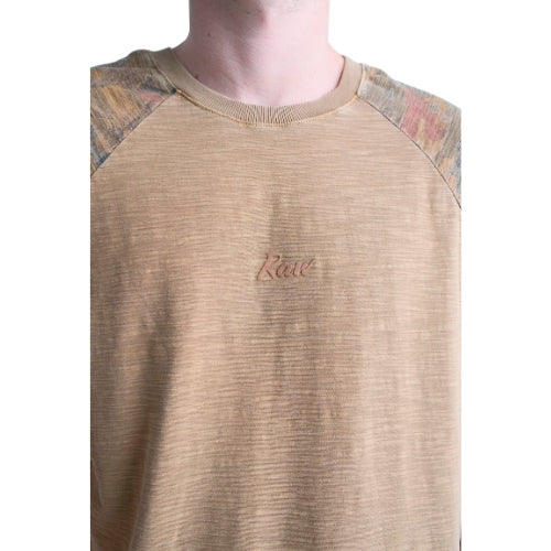 Camiseta Flamê Camuflada Hype Raw Relevo Peito
